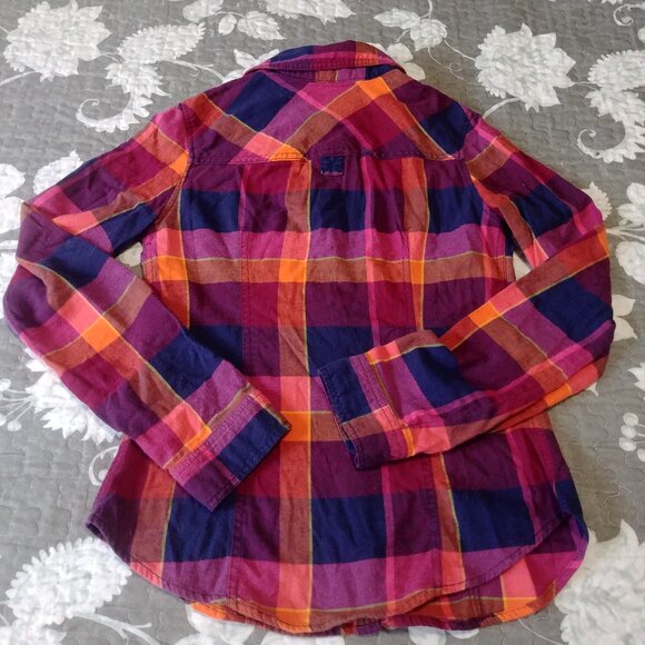 Garage Items, Cotton Shirt & Jogger , Size Small, Comfy clothes for your day off - Picture 3 of 7